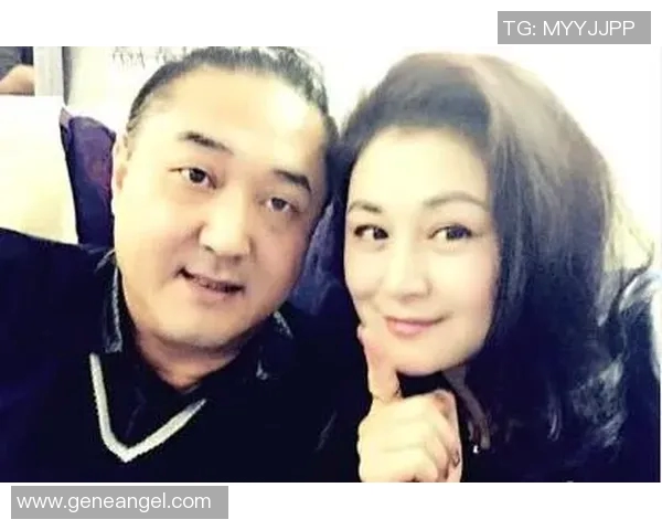 与足球明星亲密合影如何通过P图技术打造完美瞬间分享你的精彩时刻